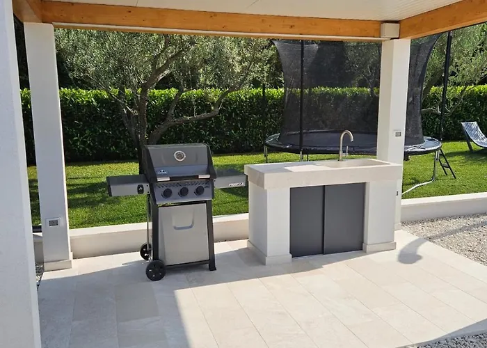 Tonchi 3 Bedroom Private Pool Bbq&garden * Barban