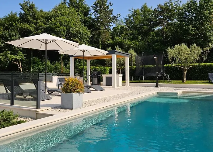 Tonchi 3 Bedroom Private Pool Bbq&garden * Barban