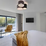 Tonchi 3 Bedroom Private Pool Bbq & Garden Villa *