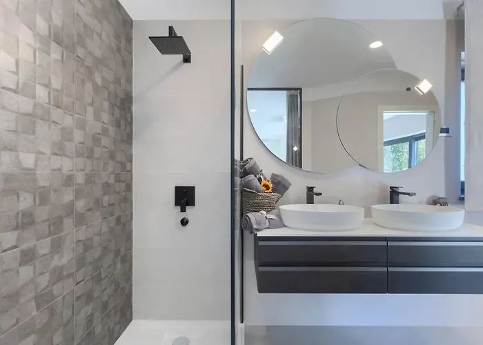 Villa Tonchi 3 Bedroom Private Pool Bbq&garden Barban